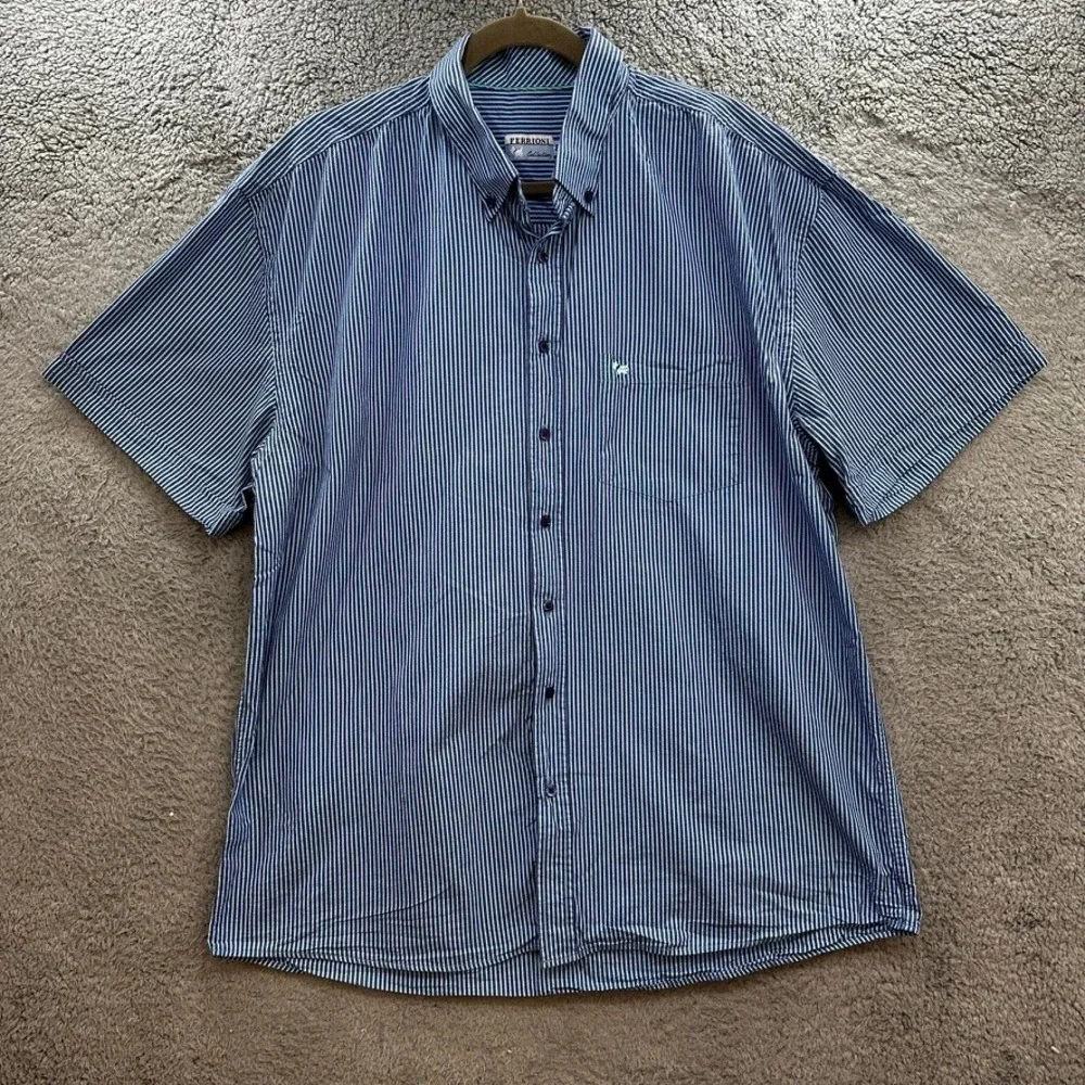 Ferrioni Collection Mens XL Blue White Striped Short Sleeve Button Down Shirt